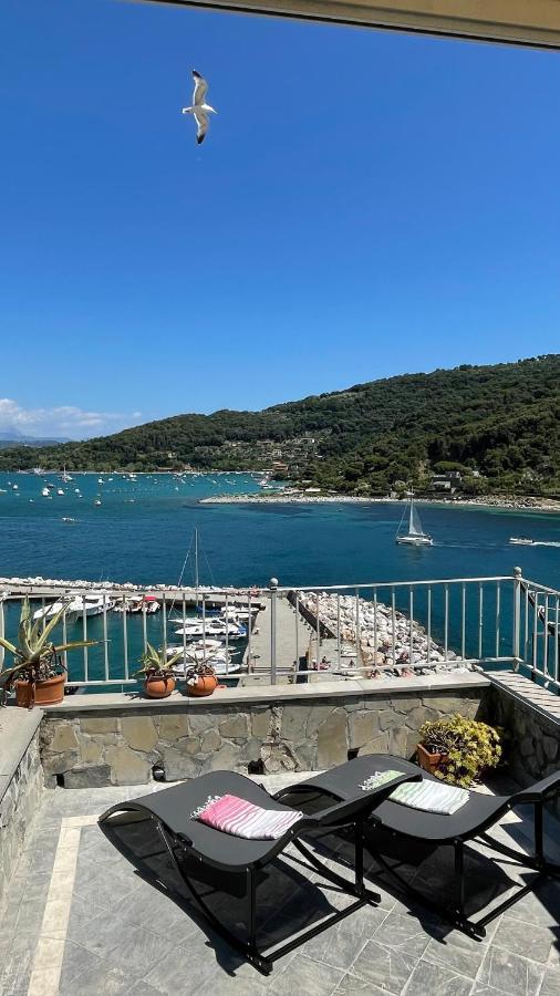 Seafront Rooftop Flat W/ Terrace Porto Venere Exterior photo