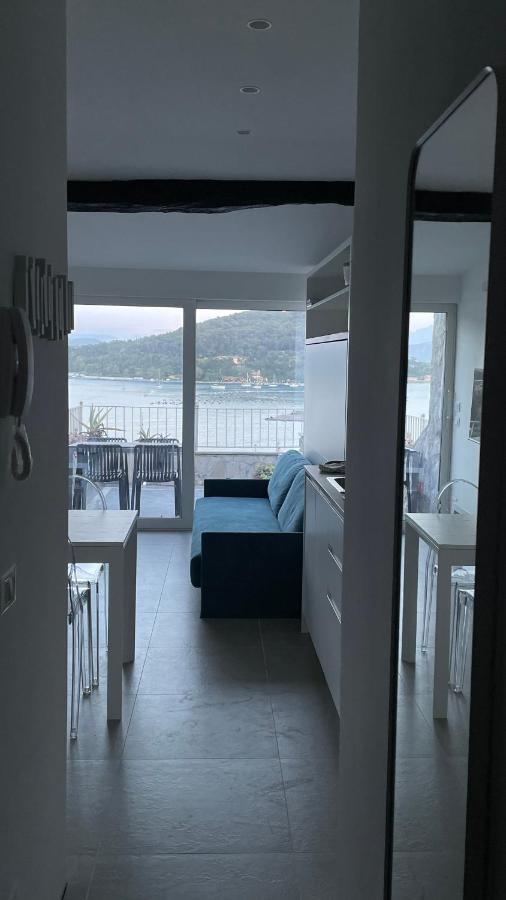 Seafront Rooftop Flat W/ Terrace Porto Venere Exterior photo